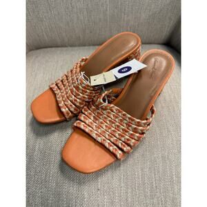 NWT Ladies Universal Thread Orange Rachel Heels - Size 6